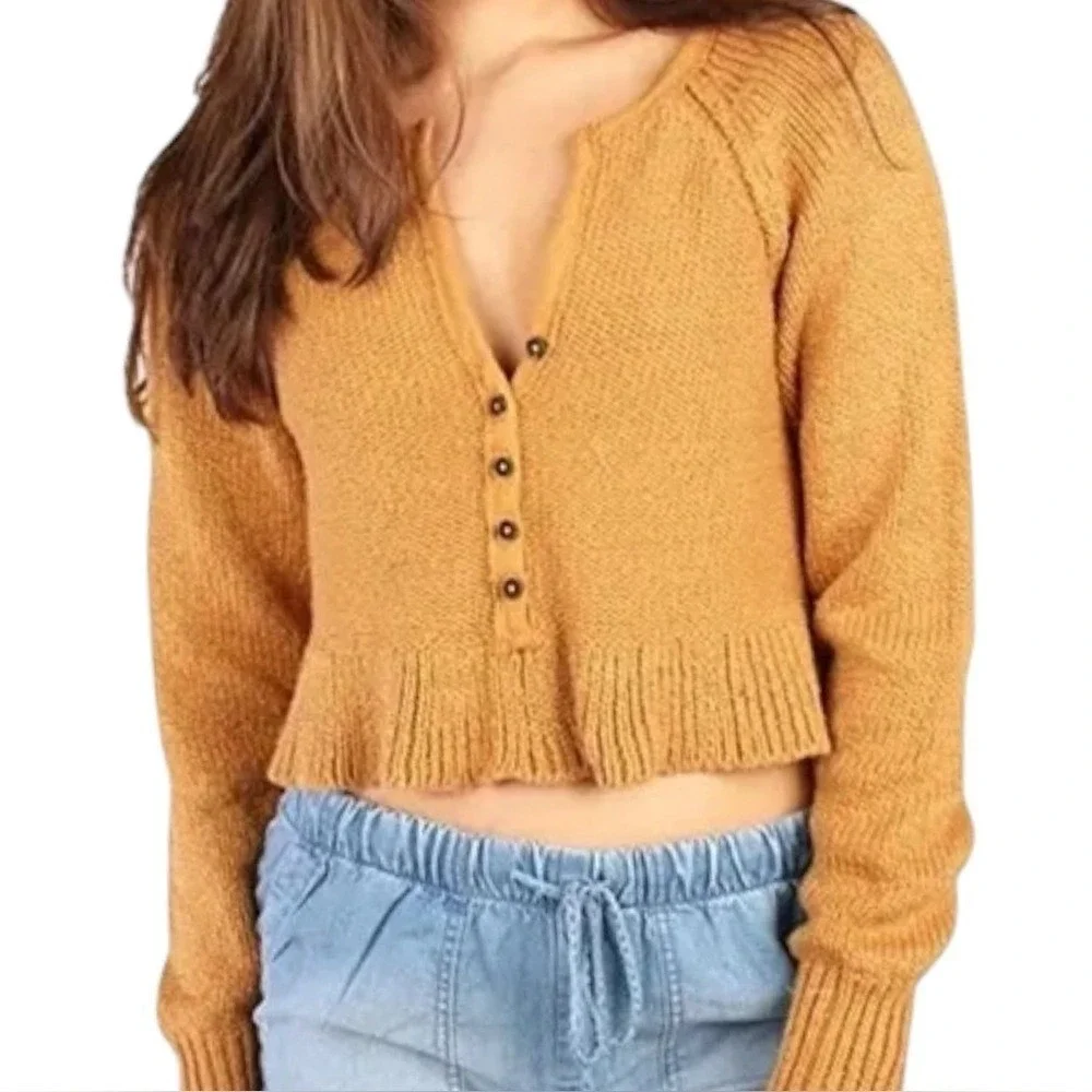 Free People Sweetheart Henley Cropped V-Neck Tan Camel Boho Sweater XS $128‎ NWT